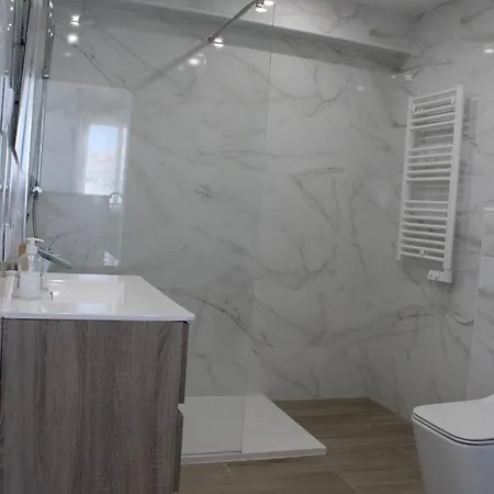 דירה Beachview קלפה